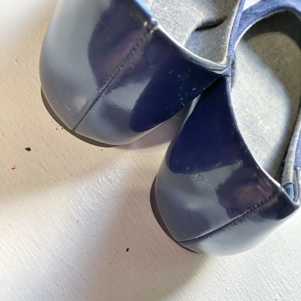 Dr. Scholl’s memory foam pointed toe Blue Crushed Velvet flats - Picture 6 of 9